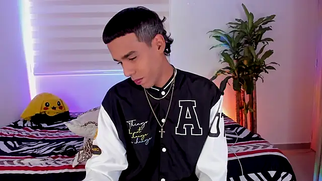 aldrinwhite online show from 10/30/25, 06:05