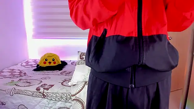 aldrinwhite online show from 10/13/25, 06:09