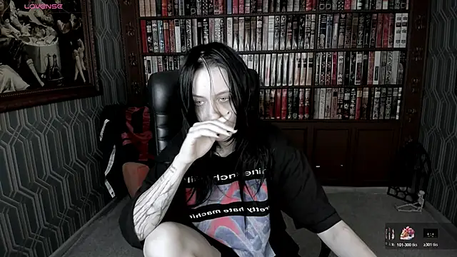 Snapshot of Medusa__Gorgona chatting on 06/20/26, 08:19 Medusa Gorgona online show from 06/20/26, 08:19