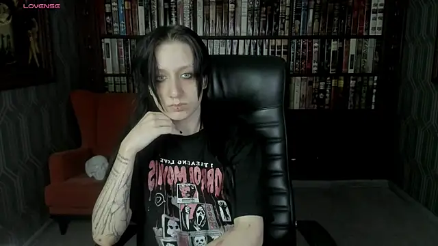 Medusa  Gorgona online show from 10/25/25, 05:57