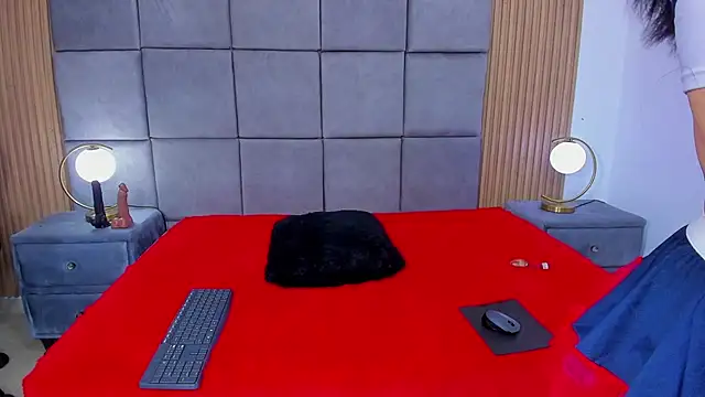 KateTompson  online show from 03/23/26, 01:11