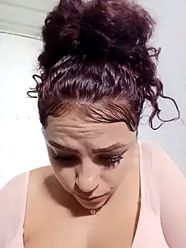 Mommy-Hot online show from 03/23/26, 01:50