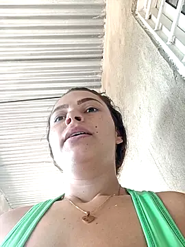 Snapshot of Mommy-Hot chatting on 03/08/25, 06:58 Mommy-Hot online show from 03/08/25, 06:58