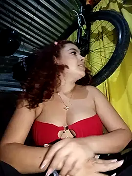 Mommy-Hot online show from 12/20/25, 01:41