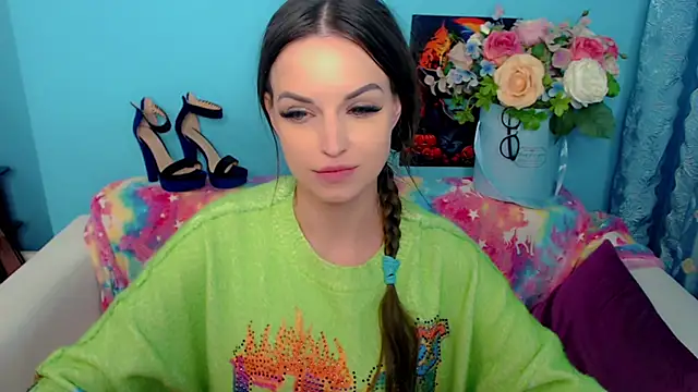 LindaaLu online show from 03/03/25, 03:27