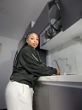 Melany Williams online show from 11/07/25, 02:21