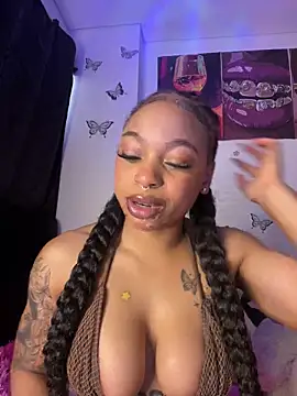 Melany Williams online show from 04/28/26, 02:32