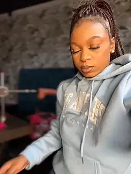 Melany Williams online show from 10/21/25, 12:48