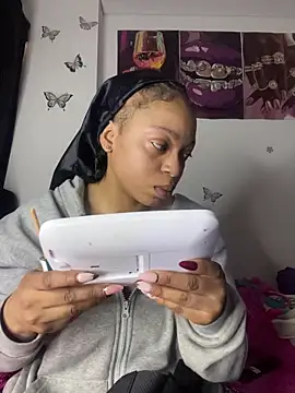 Melany Williams online show from 05/14/26, 12:24