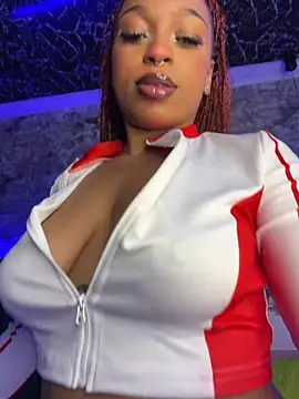 Snapshot of Melany_Williams chatting on 06/16/26, 12:16 Melany Williams online show from 06/16/26, 12:16