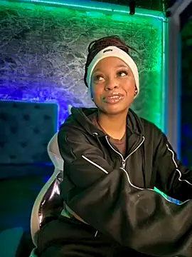 Melany Williams online show from 10/25/25, 12:50