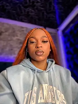 Melany Williams online show from 11/26/25, 01:00