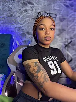 Melany Williams online show from 03/31/26, 01:02