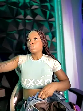 Melany Williams online show from 10/16/25, 01:08