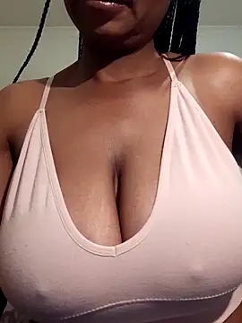Snapshot of realsquirter chatting on 05/19/26, 09:05 realsquirter online show from 05/19/26, 09:05