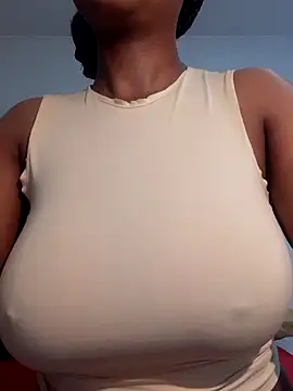 Snapshot of realsquirter chatting on 10/28/25, 07:18 realsquirter online show from 10/28/25, 07:18