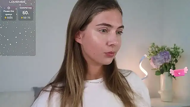 chloi hes online show from 10/09/25, 11:11