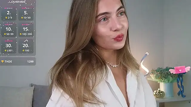 chloi hes online show from 11/01/25, 09:58