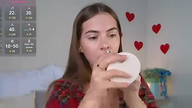 chloi hes online show from 02/12/26, 11:54