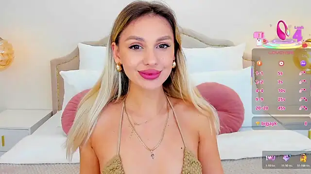 Snapshot of MissLoou chatting on 11/25/25, 06:14 MissLoou online show from 11/25/25, 06:14