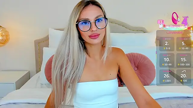 Snapshot of MissLoou chatting on 09/11/25, 05:07 MissLoou online show from 09/11/25, 05:07