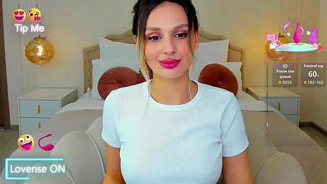 MissLoou online show from 04/03/26, 05:03