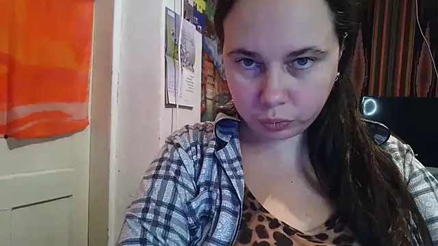 Cora Maro online show from 10/24/25, 01:48