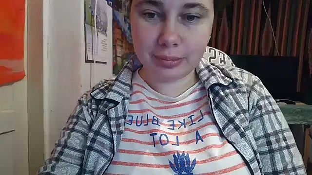 Cora Maro online show from 10/25/25, 02:22