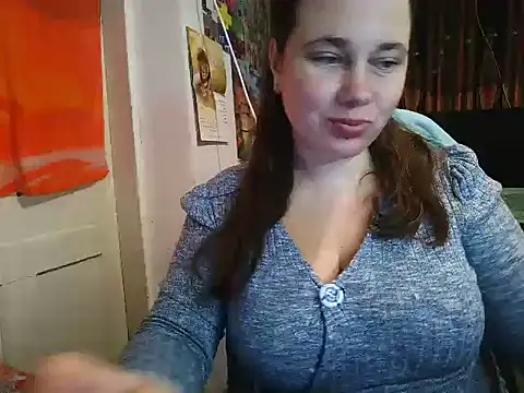 Cora Maro online show from 11/10/25, 12:43