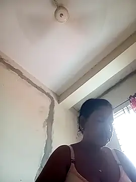 Neha-Roy online show from 10/28/25, 05:08