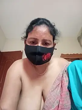 Snapshot of Neha-Roy chatting on 06/21/26, 08:09 Neha-Roy online show from 06/21/26, 08:09
