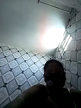 Neha-Roy online show from 10/16/25, 04:43