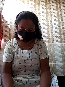 Neha-Roy online show from 11/18/25, 05:33