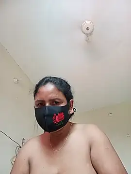 Neha-Roy online show from 05/18/26, 05:02