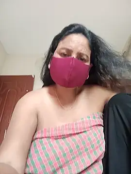 Snapshot of Neha-Roy chatting on 07/08/26, 05:30 Neha-Roy online show from 07/08/26, 05:30