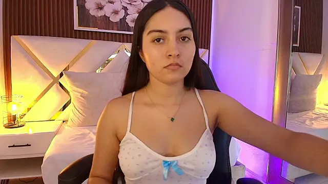 Emelie Ch1 online show from 01/18/26, 03:32