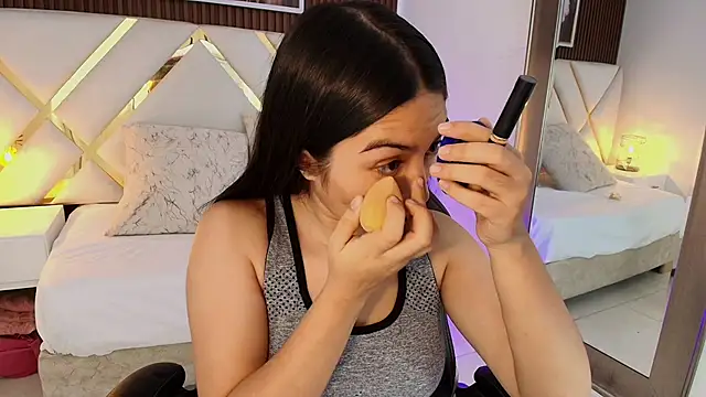 Emelie Ch1 online show from 03/19/26, 04:12