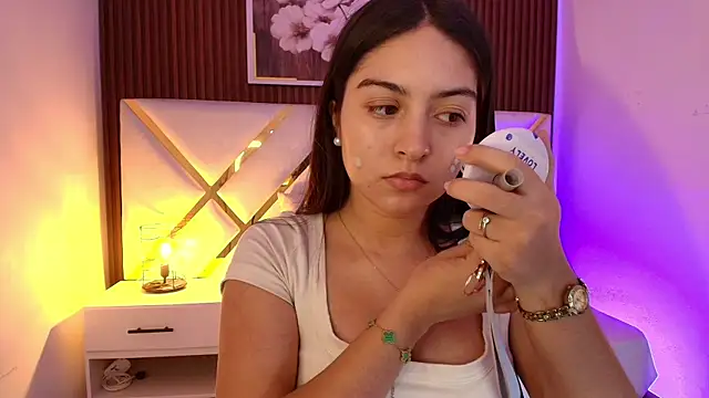 Emelie Ch1 online show from 01/14/26, 01:20