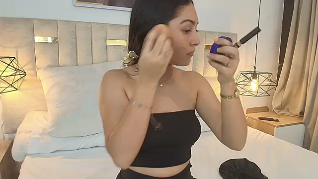 Emelie Ch1 online show from 04/16/26, 02:56