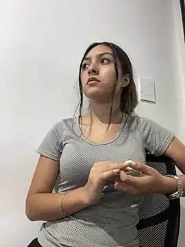 Emelie Ch1 online show from 03/18/25, 10:48