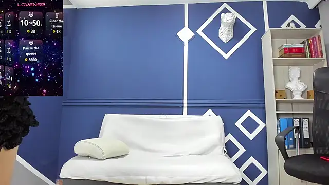 charolbruce 1 online show from 03/13/25, 12:24