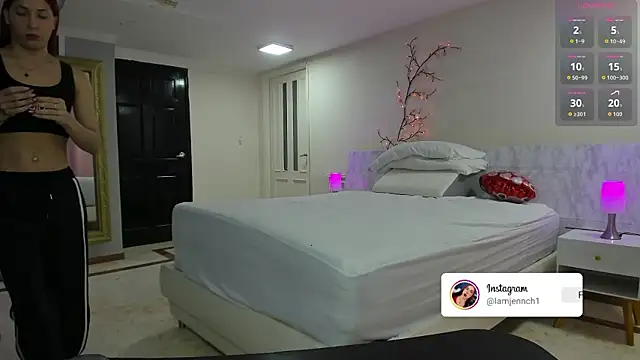 Snapshot of charolbruce_1 chatting on 02/20/26, 11:45 charolbruce 1 online show from 02/20/26, 11:45