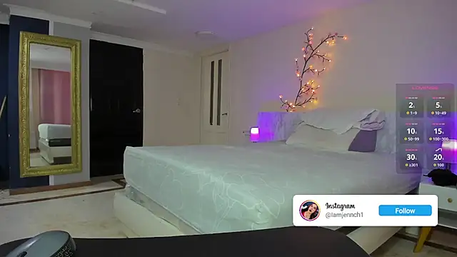 charolbruce 1 online show from 12/03/25, 12:37