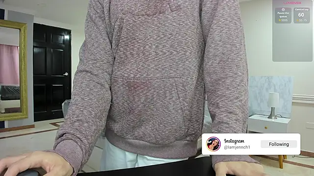 Snapshot of charolbruce_1 chatting on 01/19/26, 12:09 charolbruce 1 online show from 01/19/26, 12:09