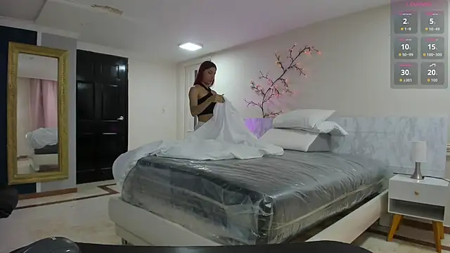 charolbruce 1 online show from 04/02/26, 11:50