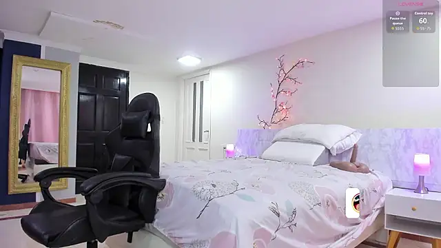 Snapshot of charolbruce_1 chatting on 02/03/26, 12:21 charolbruce 1 online show from 02/03/26, 12:21