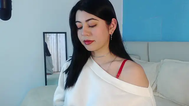 Zoe Benson online show from 03/07/25, 12:45