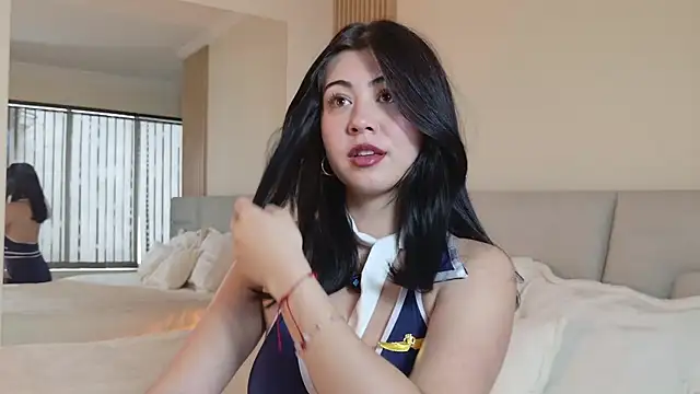 Zoe Benson online show from 10/20/25, 01:55