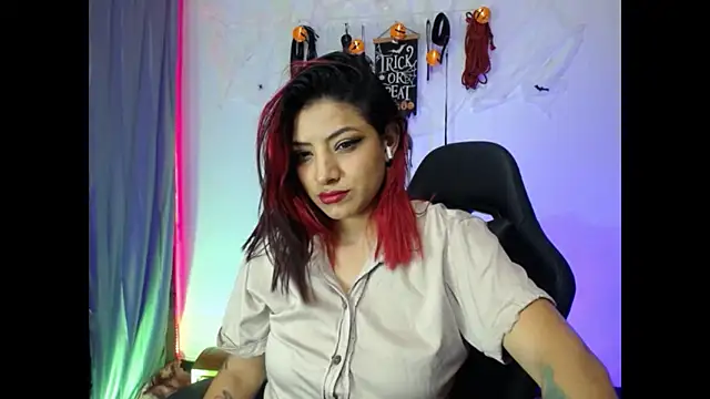 TAFITASLAVE online show from 10/28/25, 10:31