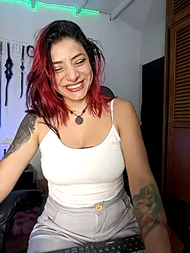 TAFITASLAVE online show from 11/23/25, 12:31